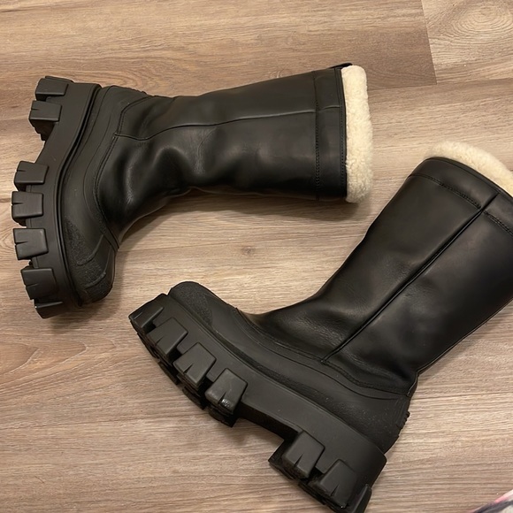 Prada shearling lined winter boot - Picture 9 of 11